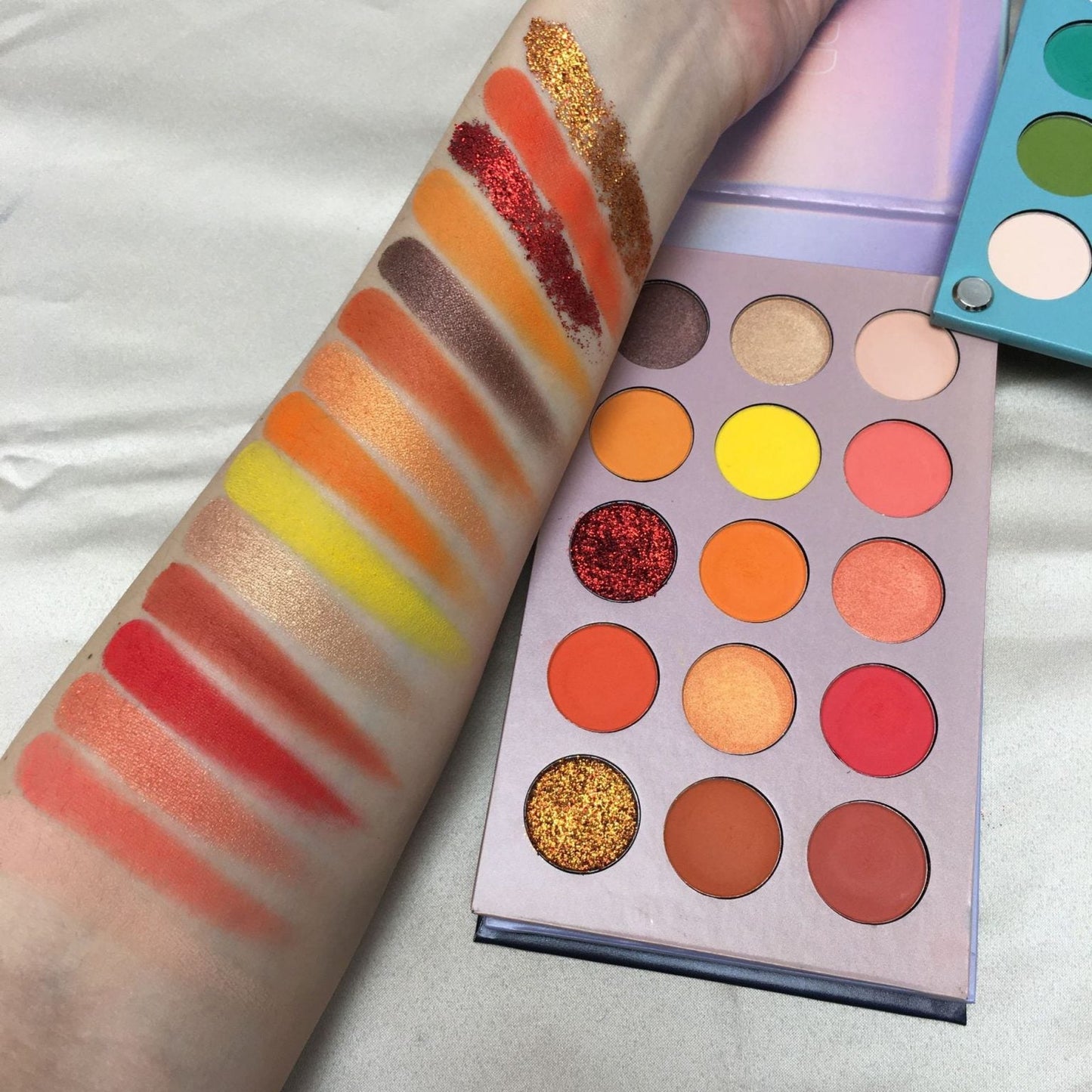 Beauty Glazed 4 in 1 “Colour board” palette set