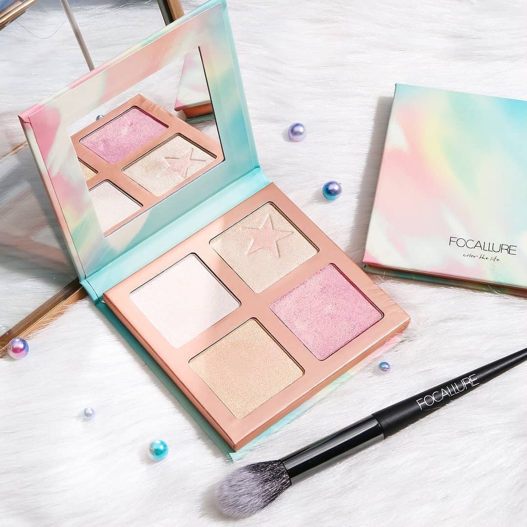 FOCALLURE Superstar® Highlighter Palette