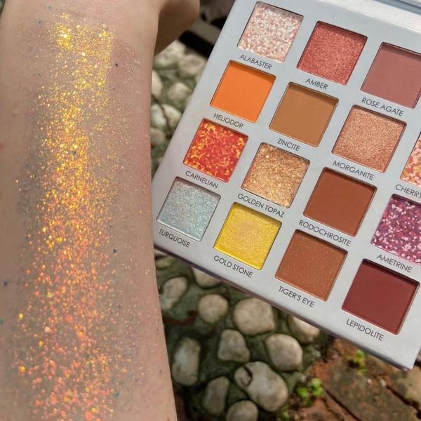FOCALLURE Crystal Eyeshadow Palette
