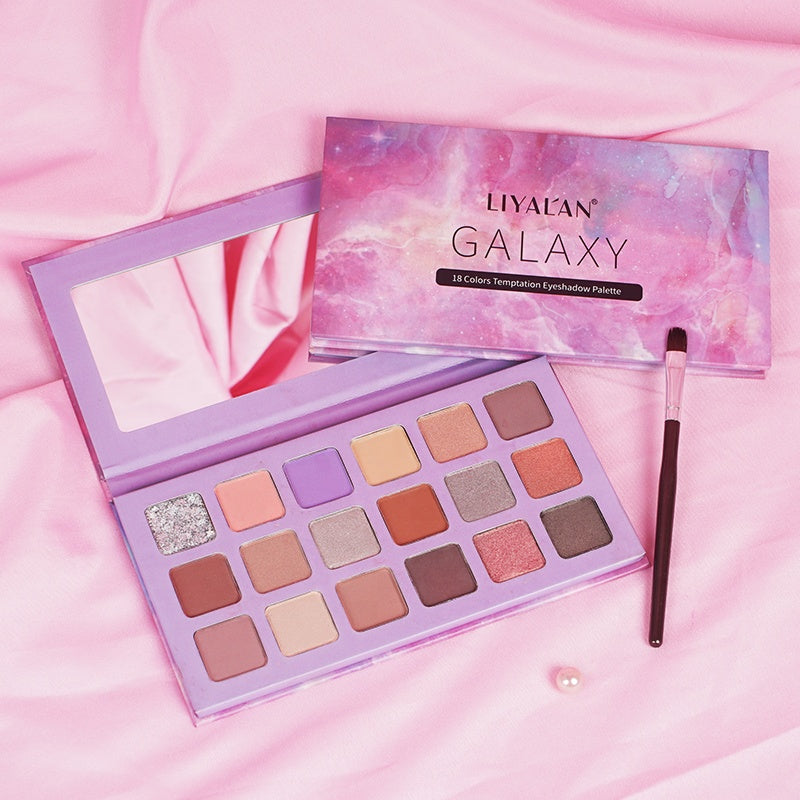 LIYALAN Galaxy 18 Colour Eyeshadow Palette