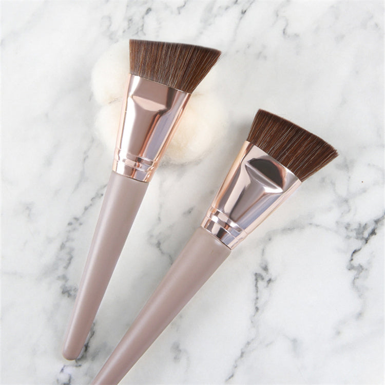BEAUTY GAZED Angled Foundation Contour Makeup Brush