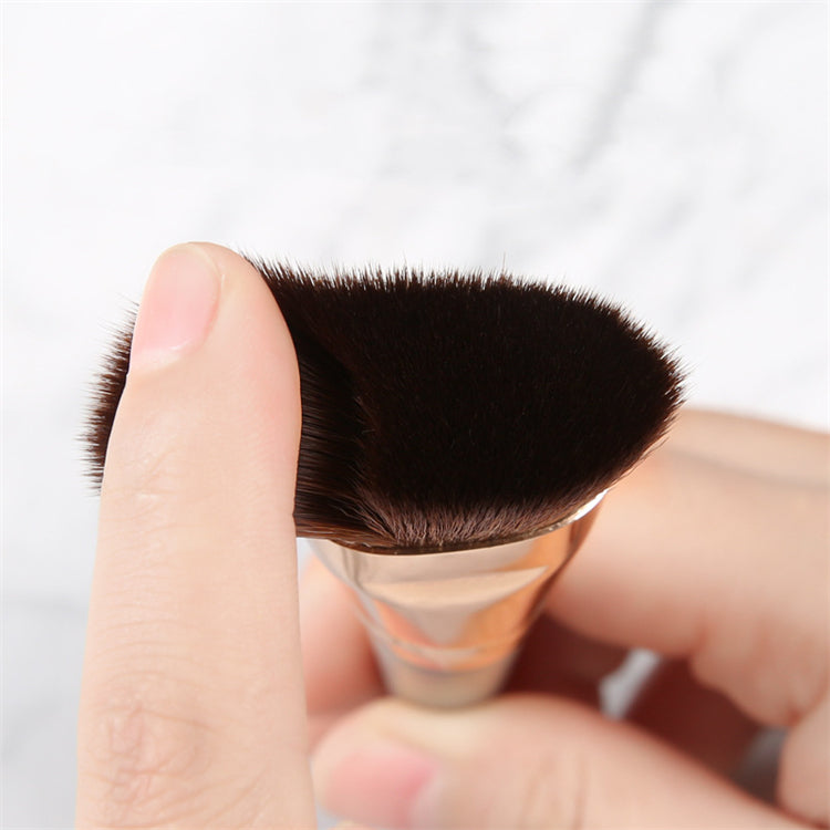 BEAUTY GAZED Angled Foundation Contour Makeup Brush
