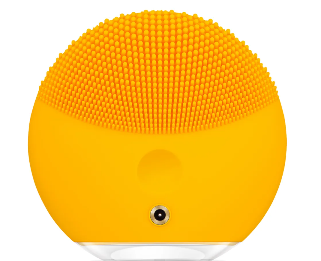 FOREO LUNA Smart Dual Sided Cleansing Massager