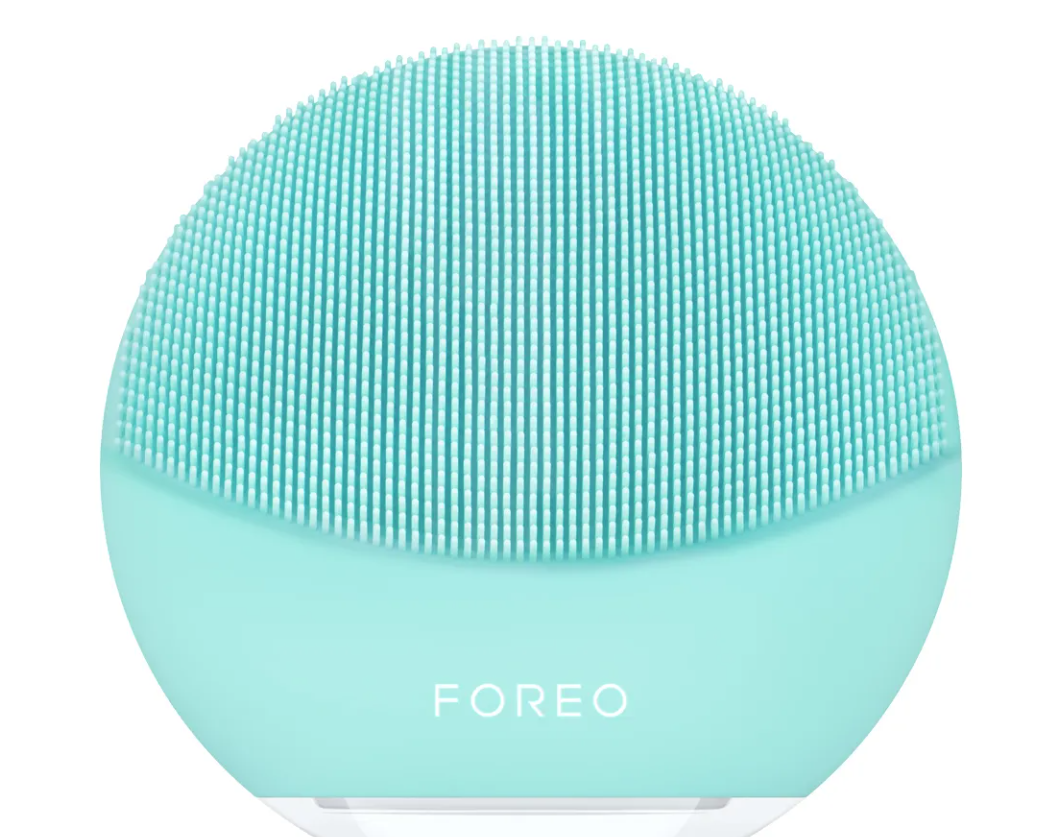 FOREO LUNA Smart Dual Sided Cleansing Massager