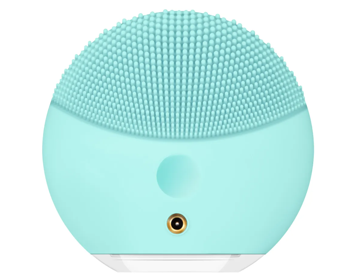 FOREO LUNA Smart Dual Sided Cleansing Massager
