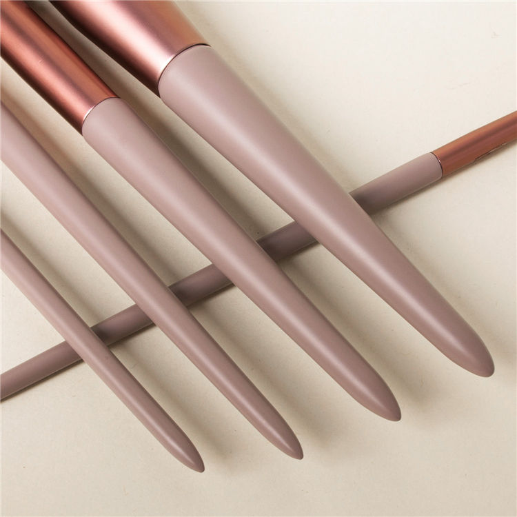 BEAUTY GAZED Signature Lavish 13 Piece Brush Set