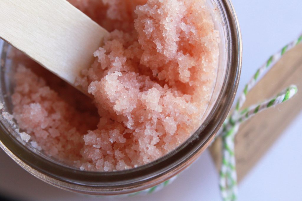 LIYALAN Himalayan Pink Body Scrub