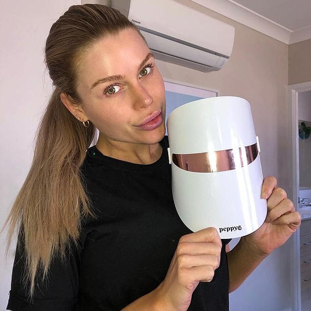 LED Light Therapy Mask
