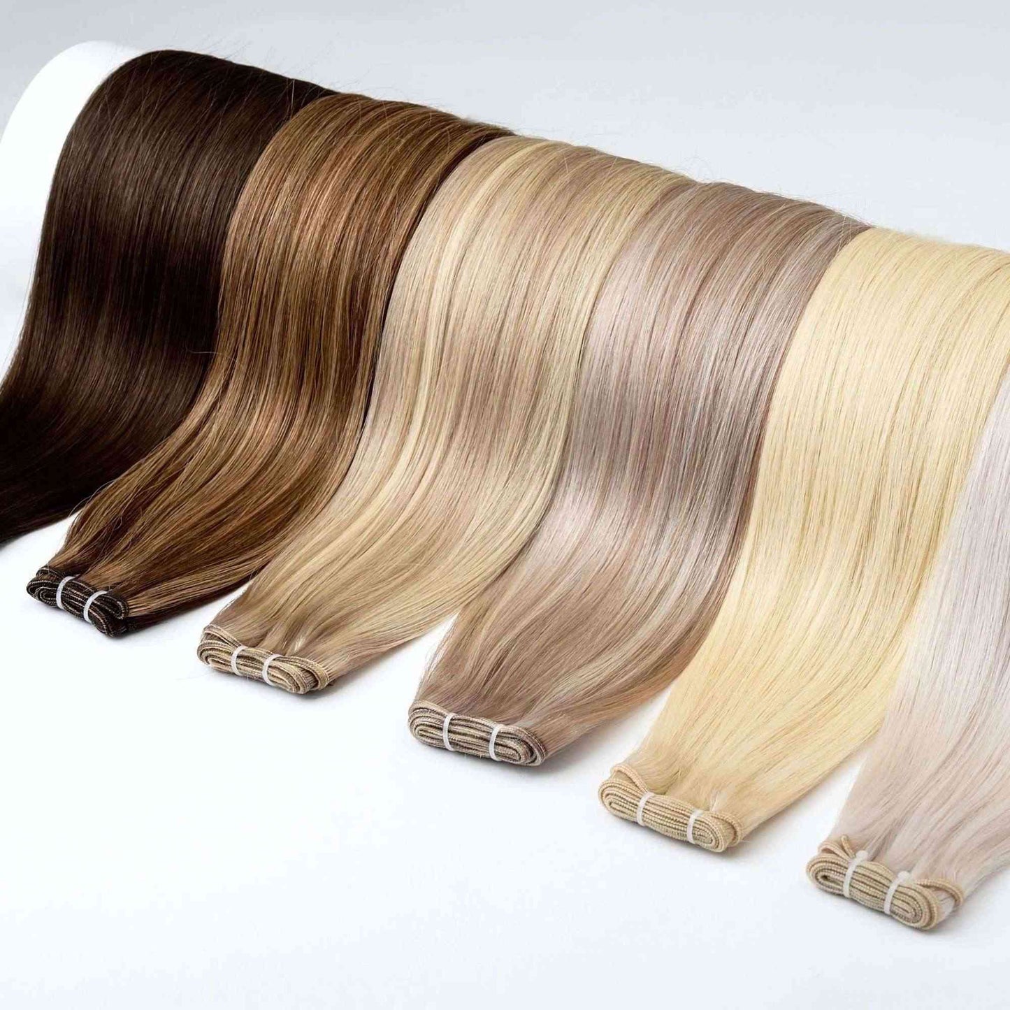 LUXE Remy Traditional Weft Extensions #P116