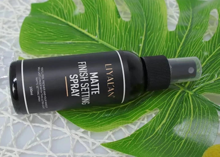 LIYALAN Makeup Setting Spray