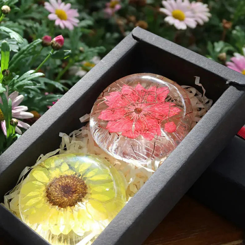 LIYALAN Handmade Amino Acid Petal Soap